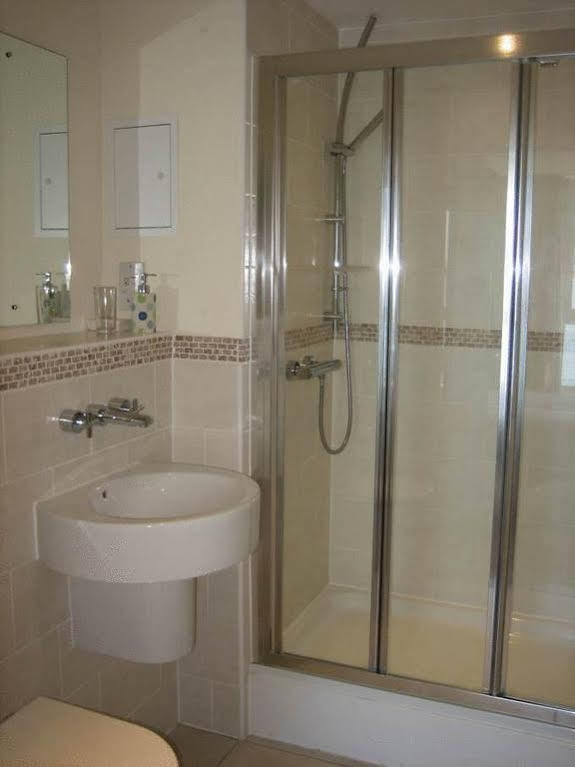 Bayview Apartments Sports Village Cardiff Free Parking & Free Wi Fi Exteriér fotografie